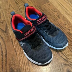 Sketchers kids shoes